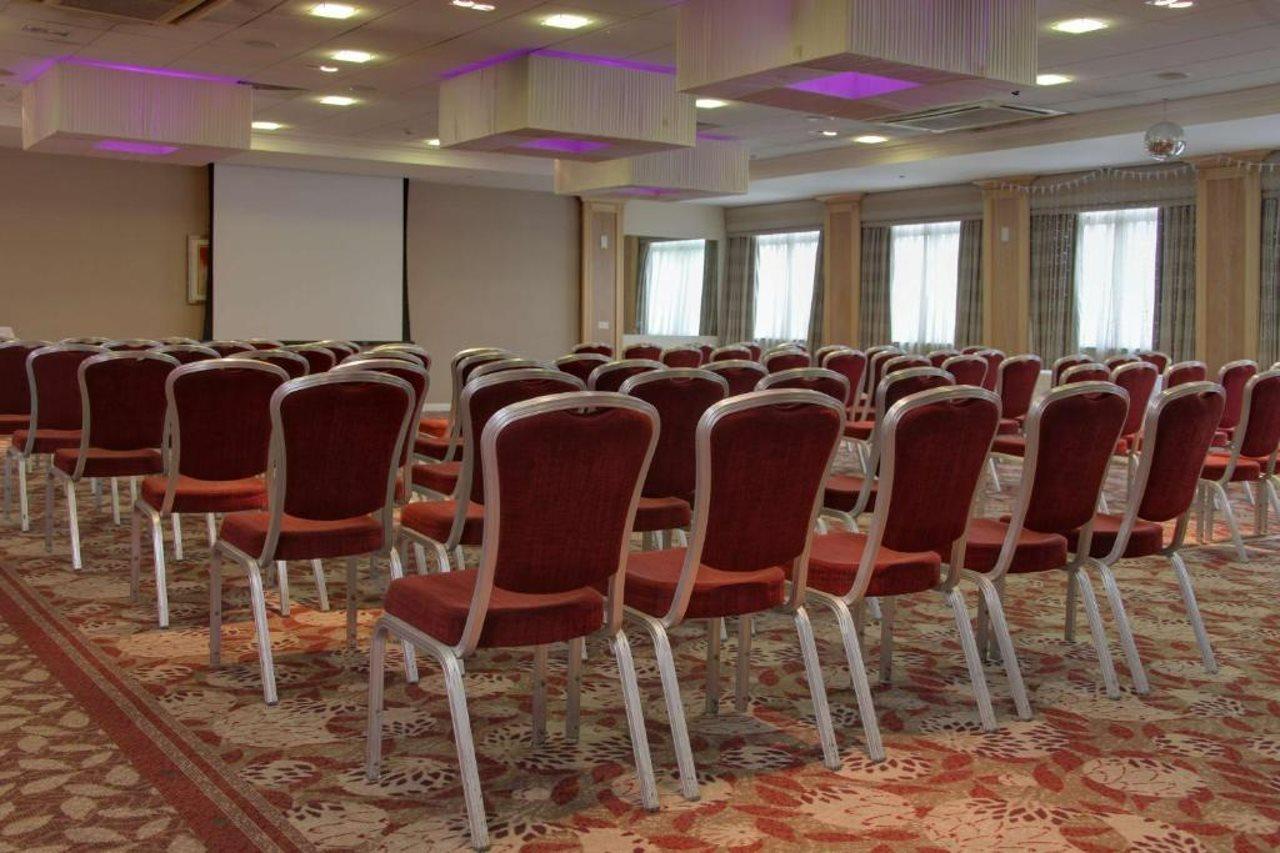 Delta Hotels By Marriott Colchester Kültér fotó