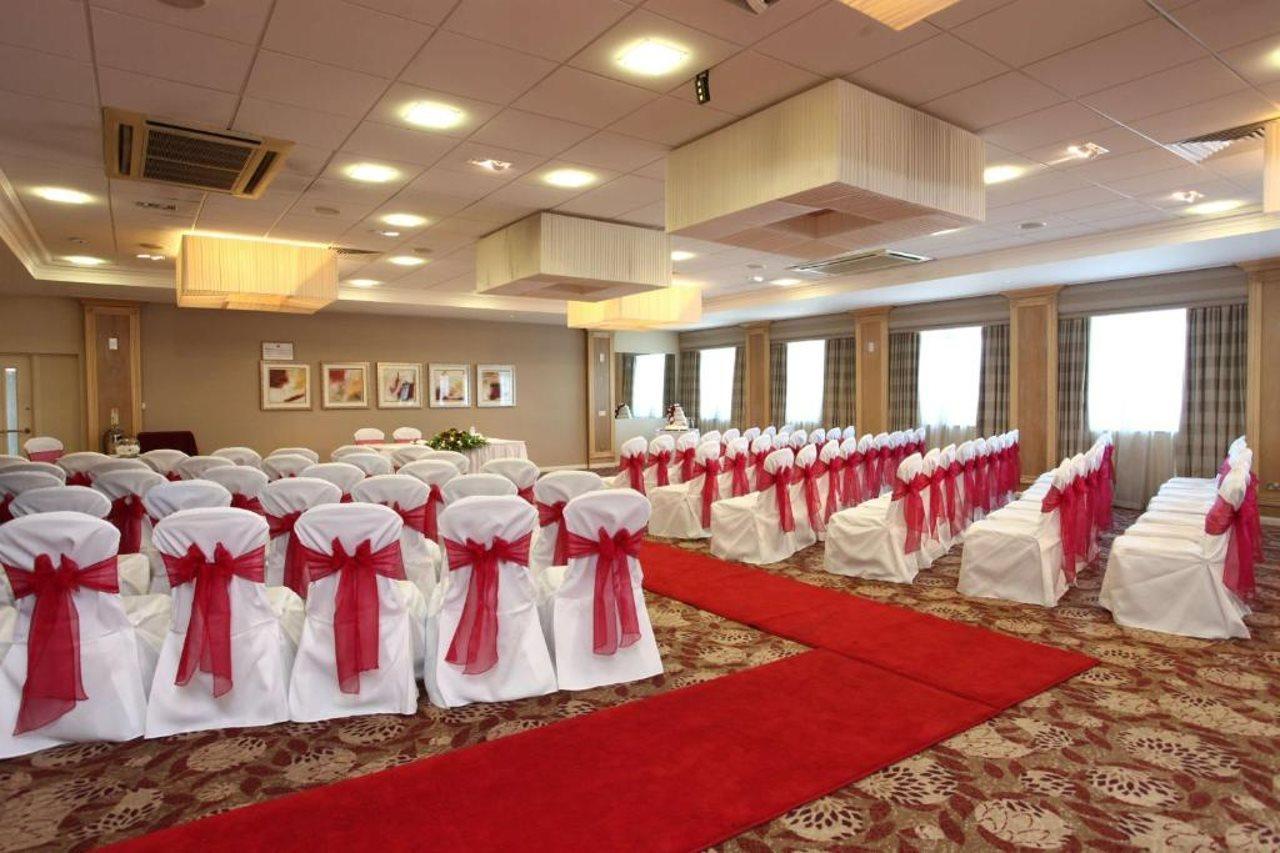 Delta Hotels By Marriott Colchester Kültér fotó