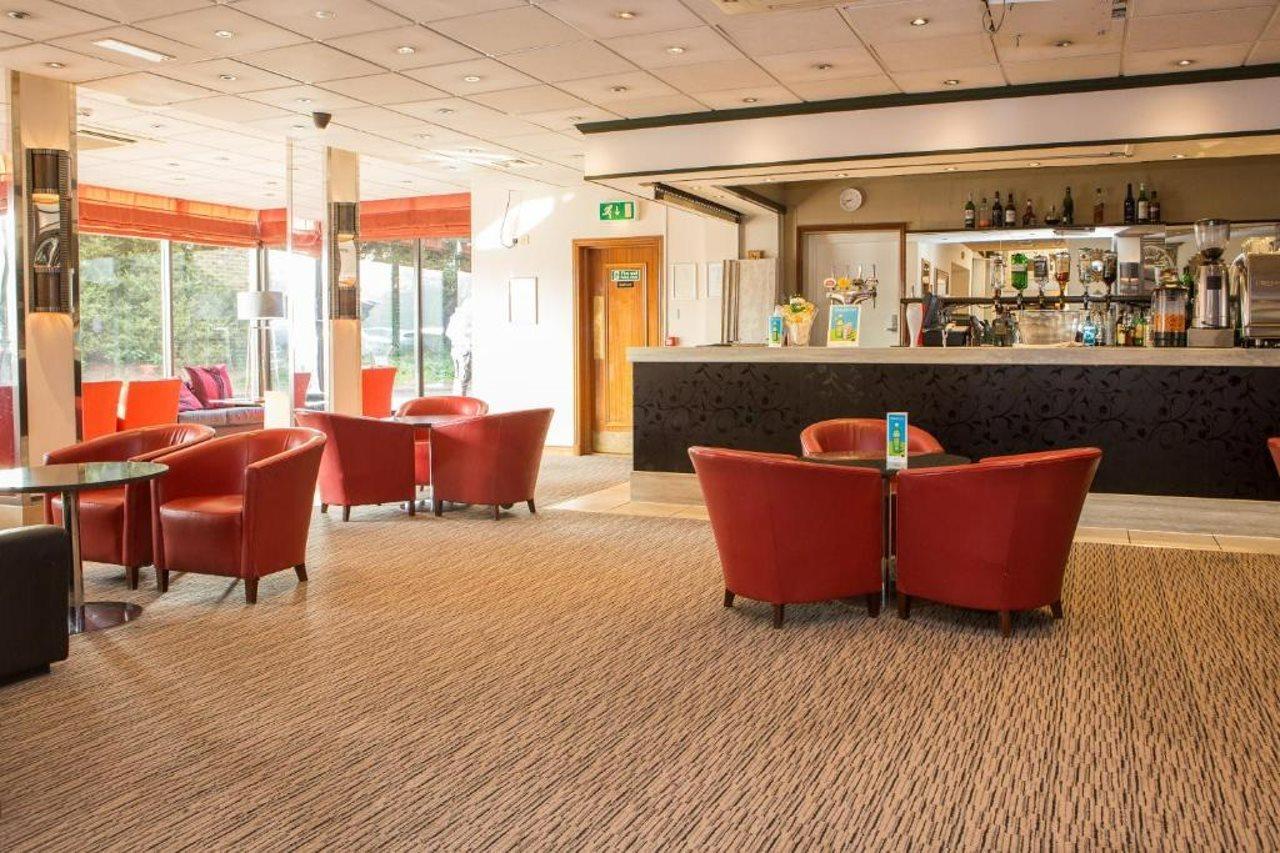 Delta Hotels By Marriott Colchester Kültér fotó