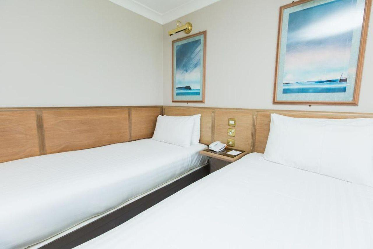 Delta Hotels By Marriott Colchester Kültér fotó
