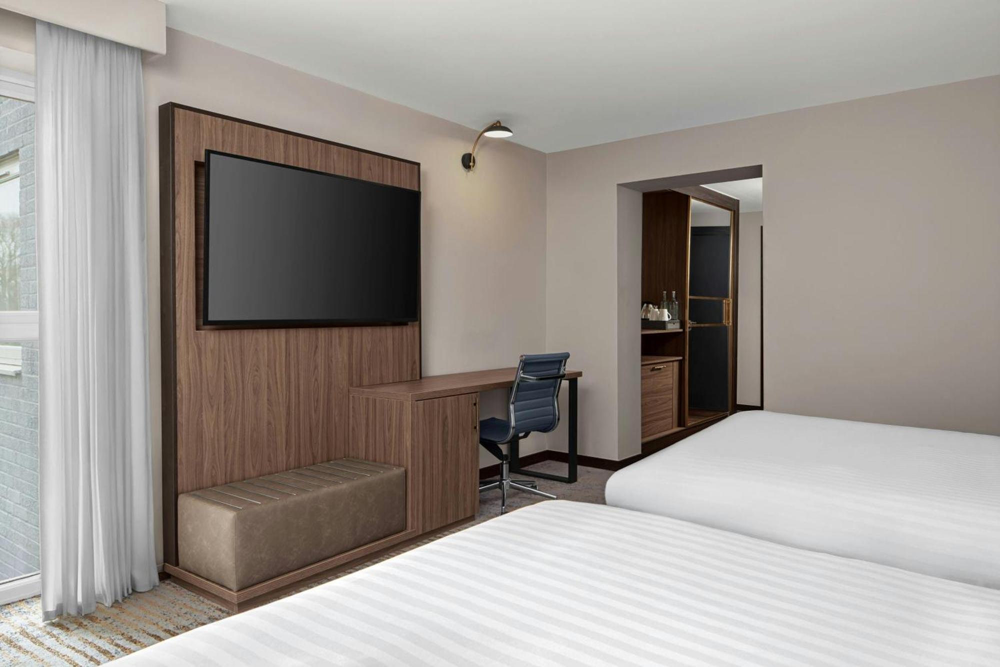 Delta Hotels By Marriott Colchester Kültér fotó